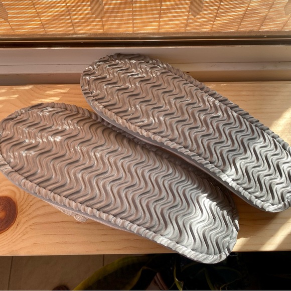 IKEA House Slippers - Picture 7 of 7